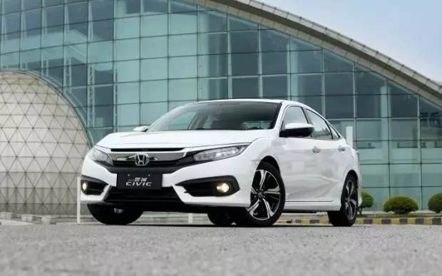養(yǎng)眼+給力，第十代CIVIC（思域）才是年輕人標(biāo)配